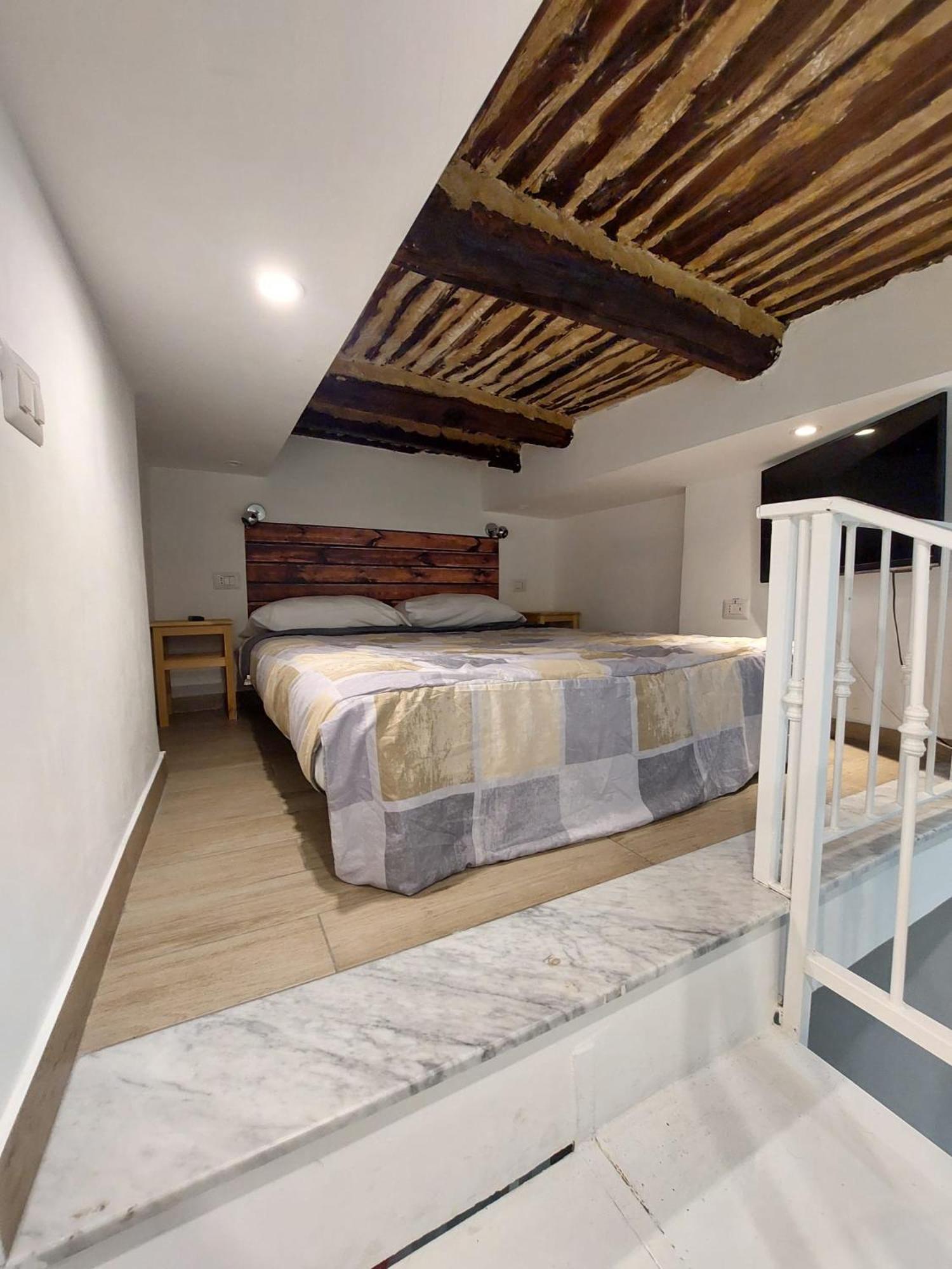 Wonders House Apartment Naples Exterior photo